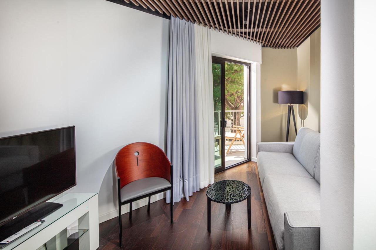 Monaco Suites Hotel Линьяно-Саббьядоро Экстерьер фото